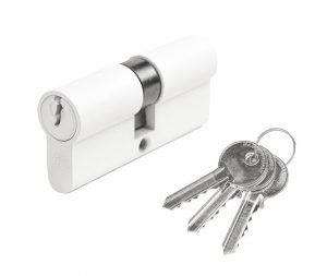 Spalvoti cilindrai: Balta