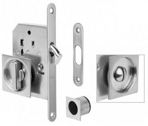 Stumdomų durų spyna 3911 Q WC