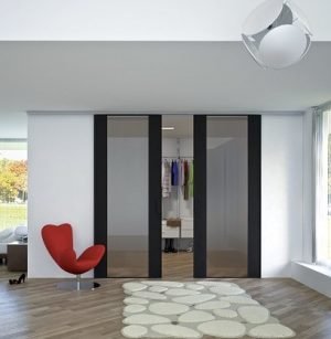 Stumdomų durų sistema FLUID CLASSIC su 1 krypties Soft Close stabdžiu ir 1 smūgio slopintuvu (KOMPLEKTAS)